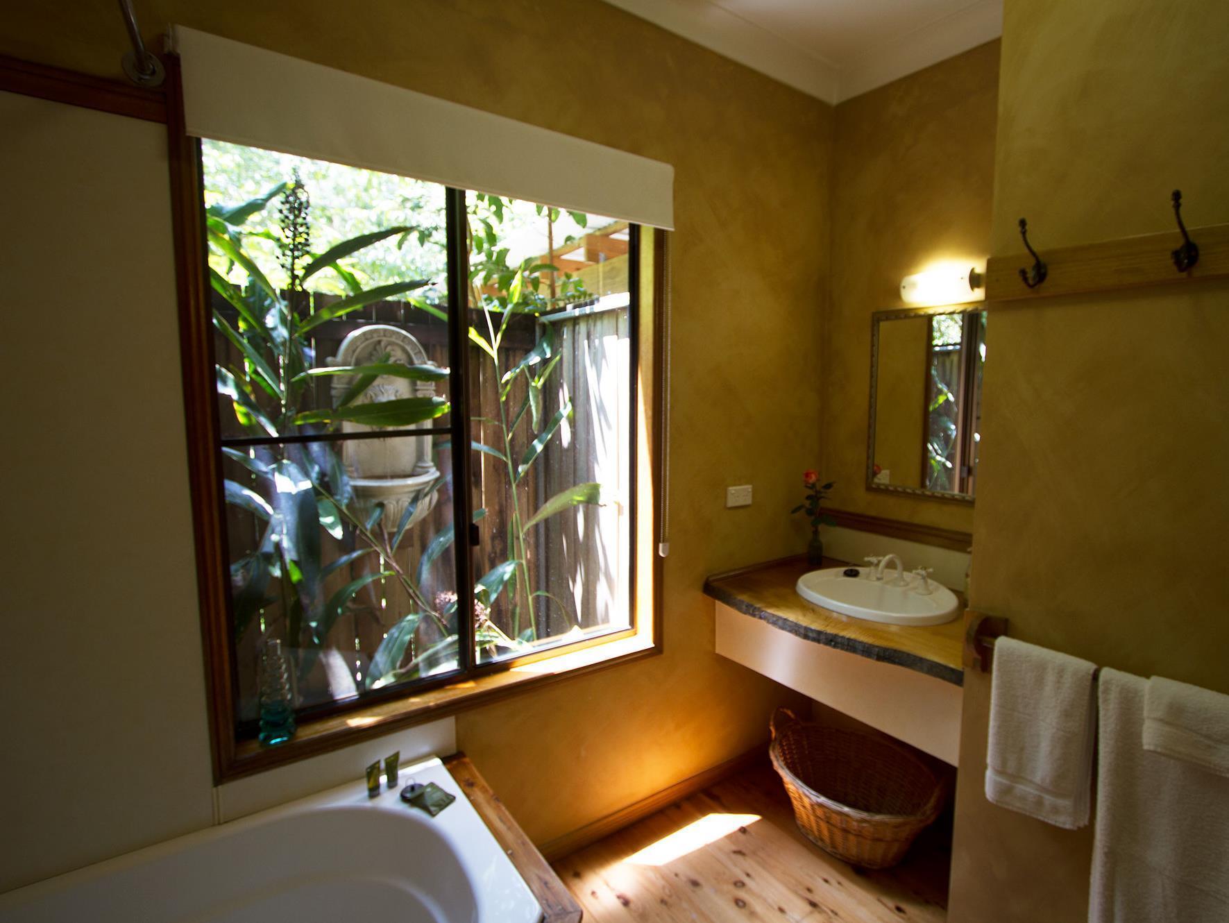 Crater Lakes Rainforest Cottages Yungaburra Bagian luar foto
