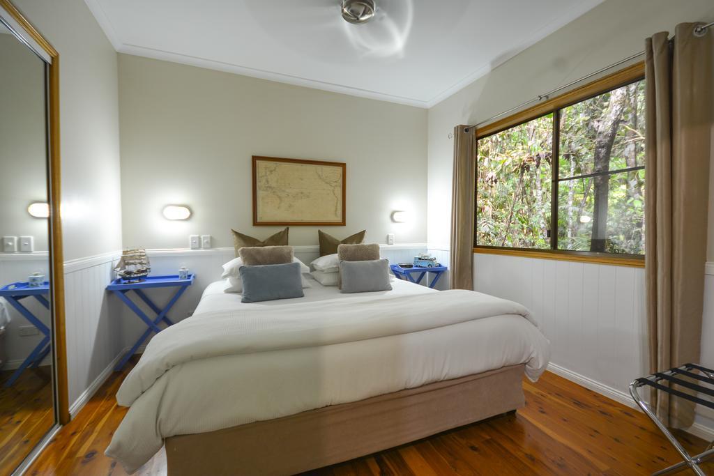 Crater Lakes Rainforest Cottages Yungaburra Bagian luar foto