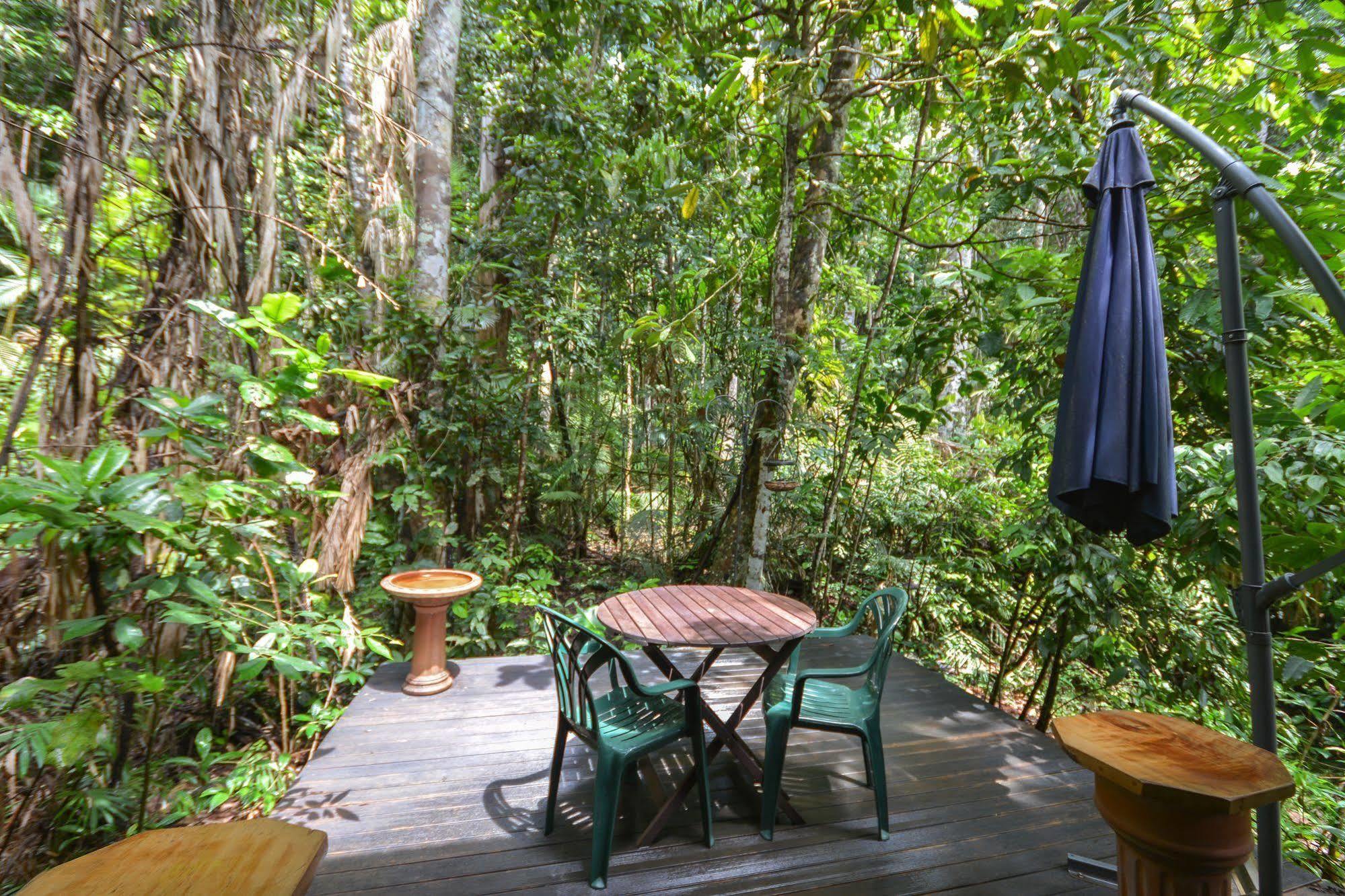 Crater Lakes Rainforest Cottages Yungaburra Bagian luar foto